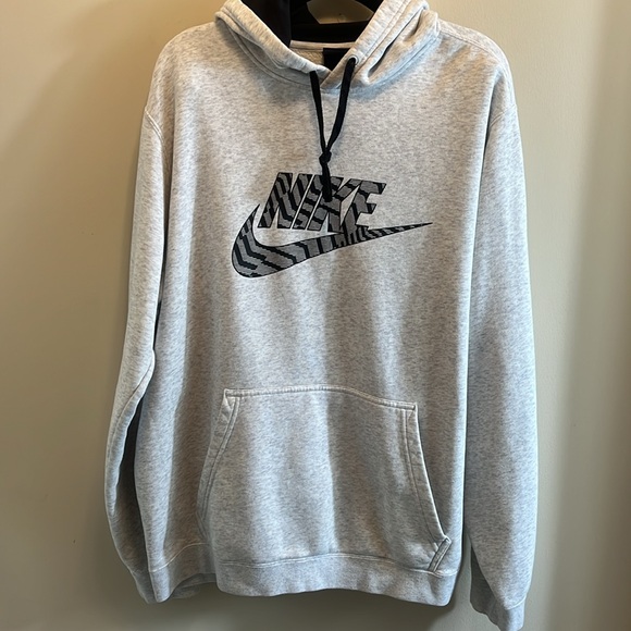 Nike Gray Hoodie with Black & White Nike Swoosh Logo and Front Pocket - Picture 2 of 8